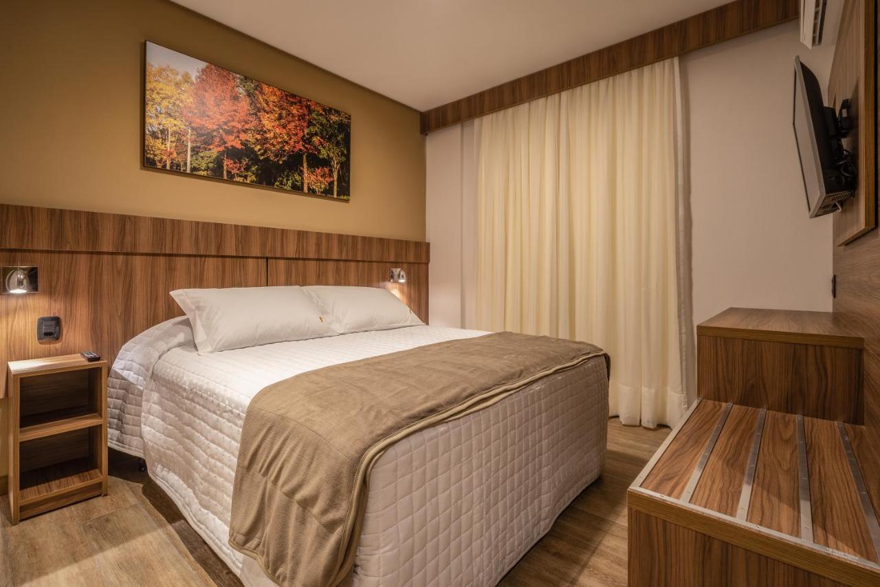 Hotel Fioreze Centro Грамаду Екстер'єр фото